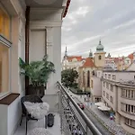 Old Town Luxury 3Bd Apartment